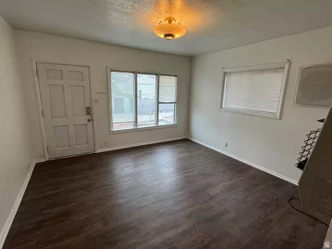 Living - 8775 S 40 E, Sandy, UT 84070 photo 3 of 4