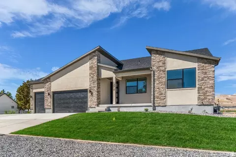 12914 S Big Wig Dr W #211, Herriman, UT 84096