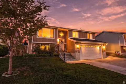 2352 W Pauline Way, West Jordan, UT 84088