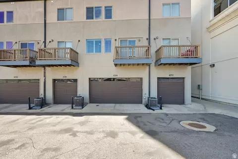Exterior - 4268 S Main St, Murray, UT 84107 photo 3 of 5