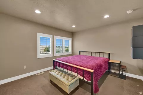 Bedroom - 4268 S Main St, Murray, UT 84107 photo 9 of 10