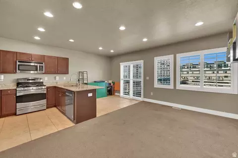 Living - 4268 S Main St, Murray, UT 84107 photo 2 of 4