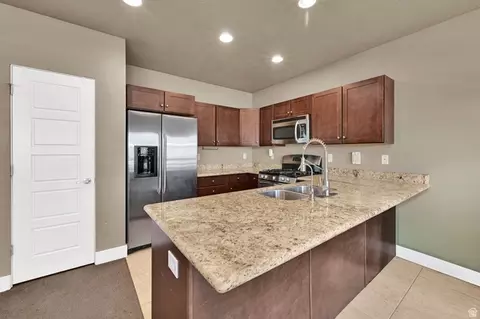 Kitchen - 4268 S Main St, Murray, UT 84107 photo 3 of 5