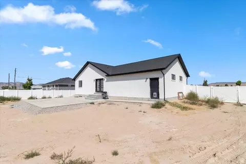 Exterior - 130 E 300 N, Centerfield, UT 84622 photo 6 of 7