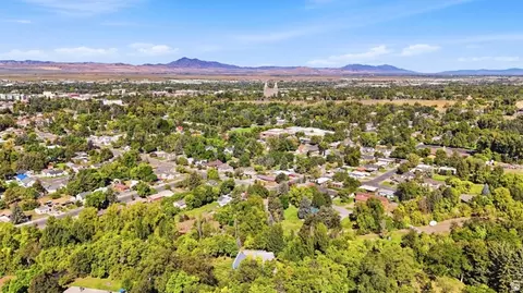 View/Area - 498 E 300 S, Logan, UT 84321 photo 2 of 2