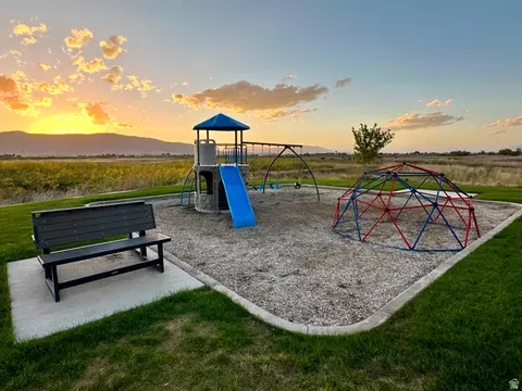 View/Area - 1716 N 1230 E, Payson, UT 84651 photo 2 of 2