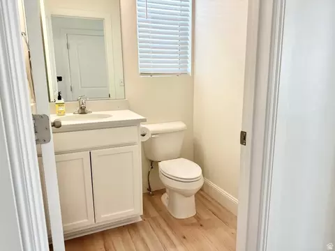 Bath - 1716 N 1230 E, Payson, UT 84651 photo 1 of 3