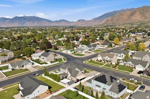 View/Area - 864 S 100 E, Salem, UT 84653 photo 6 of 8