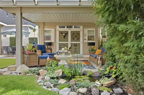 Exterior - 864 S 100 E, Salem, UT 84653 photo 8 of 13