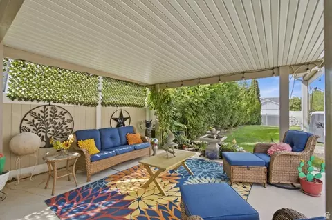 Exterior - 864 S 100 E, Salem, UT 84653 photo 7 of 13