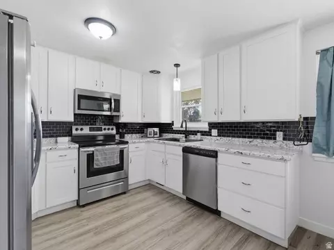 Kitchen - 55 E Center St, Meadow, UT 84644 photo 1 of 3