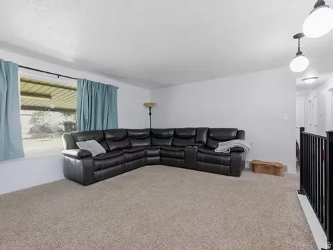 Living - 55 E Center St, Meadow, UT 84644 photo 2 of 3