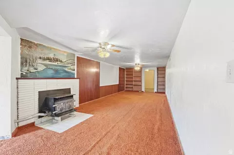 Living - 98 E 400 S, Providence, UT 84332 photo 4 of 6