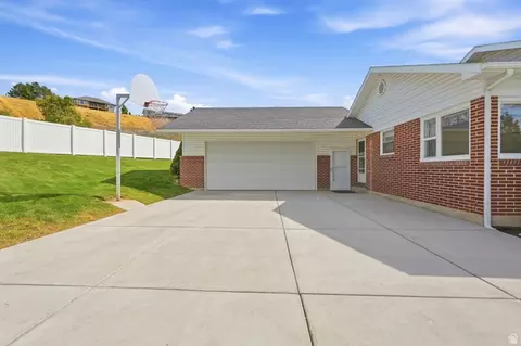 Exterior - 98 E 400 S, Providence, UT 84332 photo 6 of 12