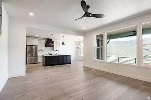 Living - 375 W Ascent Dr #265, Hideout, UT 84036 photo 4 of 6
