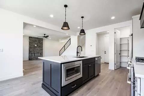 Kitchen - 375 W Ascent Dr #265, Hideout, UT 84036 photo 6 of 6
