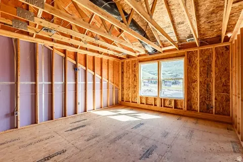 Bedroom - 375 W Ascent Dr #265, Hideout, UT 84036 photo 1 of 9