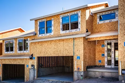 Exterior - 375 W Ascent Dr #265, Hideout, UT 84036 photo 7 of 10