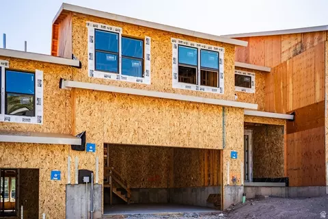 Exterior - 375 W Ascent Dr #265, Hideout, UT 84036 photo 8 of 10