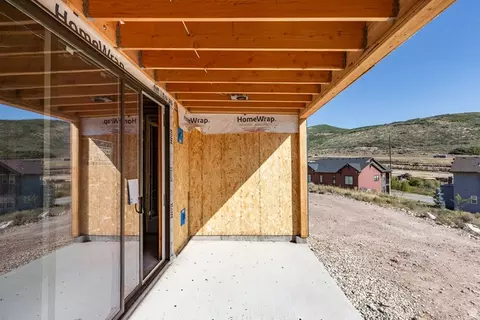 Exterior - 375 W Ascent Dr #265, Hideout, UT 84036 photo 4 of 10