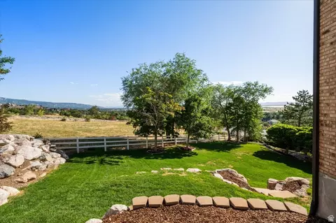 Exterior - 254 E 1825 N, Centerville, UT 84014 photo 20 of 34