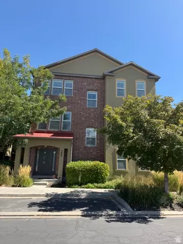 180 W Barry Links Way, Salt Lake City, UT 84115