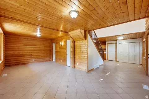 Living - 2640 E Weber Canyon Rd, Oakley, UT 84055 photo 1 of 2