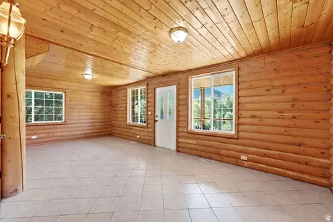 Living - 2640 E Weber Canyon Rd, Oakley, UT 84055 photo 2 of 2