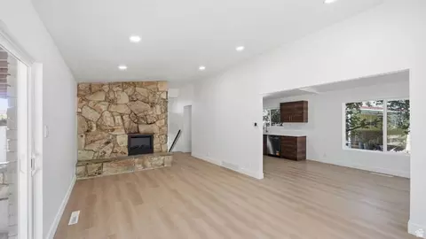 Living - 2820 N 700 E, Provo, UT 84604 photo 3 of 4