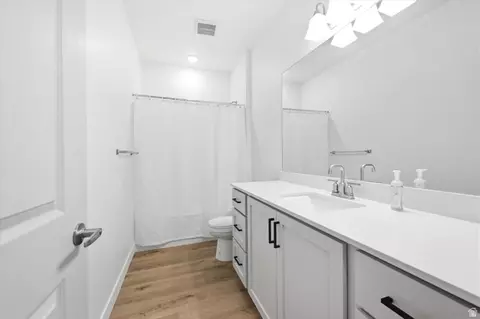 Bath - 2303 E 830 S #14, Spanish Fork, UT 84660 photo 3 of 3
