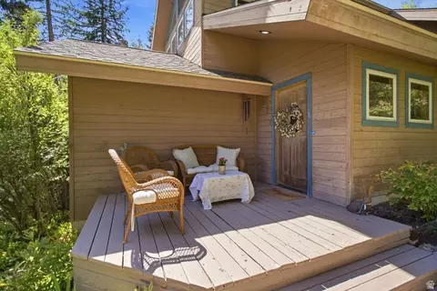 Exterior - 6265 Emigration Canyon Rd N, Emigration Canyon, UT 84108 photo 3 of 29