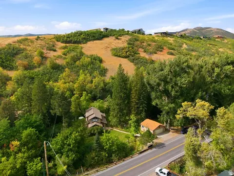 View/Area - 6265 Emigration Canyon Rd N, Emigration Canyon, UT 84108 photo 7 of 8