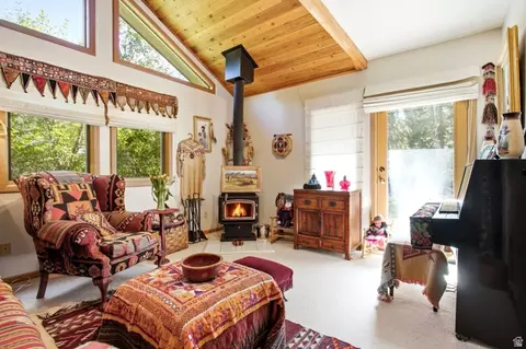 Living - 6265 Emigration Canyon Rd N, Emigration Canyon, UT 84108 photo 7 of 7