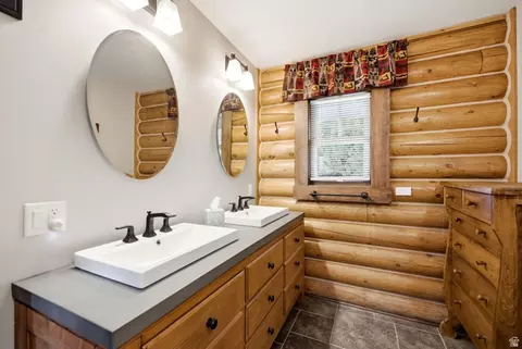 Bath - 12465 Bone Rd, Kamas, UT 84036 photo 3 of 6