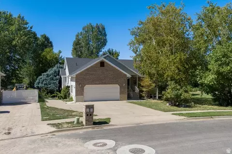 Exterior - 1789 N 800 E, North Ogden, UT 84414 photo 16 of 19