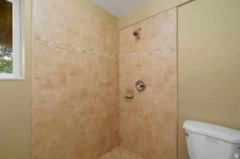 Bath - 1789 N 800 E, North Ogden, UT 84414 photo 6 of 8