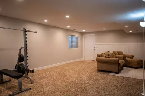 Living - 2767 S Irene Dr E, Bountiful, UT 84010 photo 8 of 8