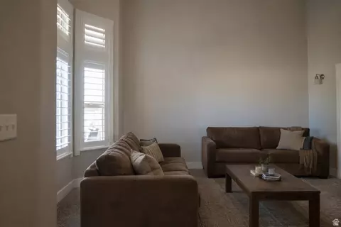 Living - 2767 S Irene Dr E, Bountiful, UT 84010 photo 3 of 8