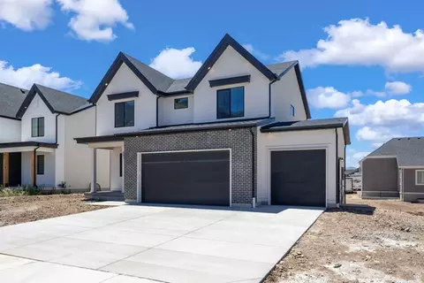 Exterior - 1869 E 920 N #420, Salem, UT 84653 photo 2 of 5