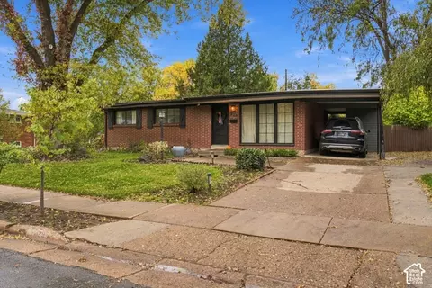429 N 350 E, Kaysville, UT 84037