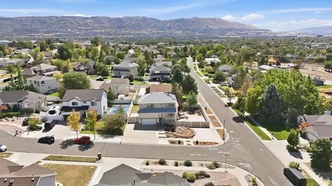 View/Area - 926 E Ibis Way, Draper, UT 84020 photo 2 of 5