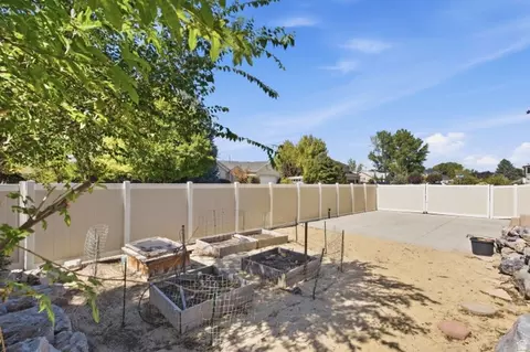 Exterior - 926 E Ibis Way, Draper, UT 84020 photo 2 of 6