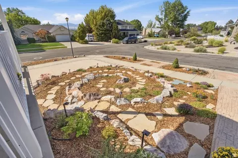 Exterior - 926 E Ibis Way, Draper, UT 84020 photo 5 of 6