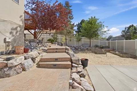 Exterior - 926 E Ibis Way, Draper, UT 84020 photo 4 of 6