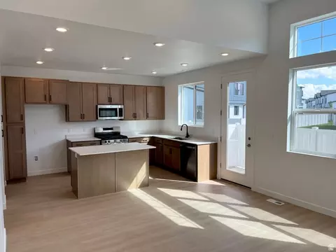2032 W Leap Frog Rd #919, Eagle Mountain, UT 84005 photo 2