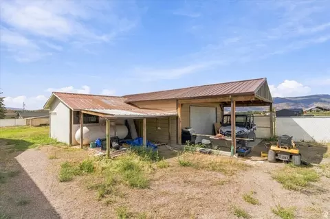 Exterior - 17400 N 4250 E, Moroni, UT 84646 photo 3 of 7