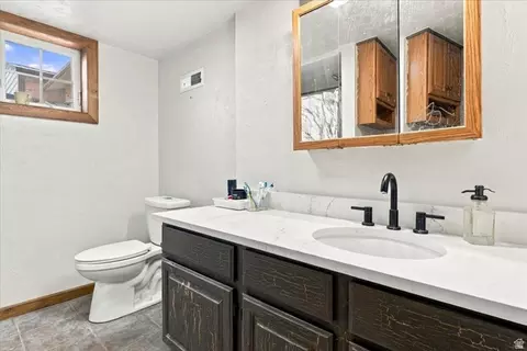 Bath - 17400 N 4250 E, Moroni, UT 84646 photo 3 of 3
