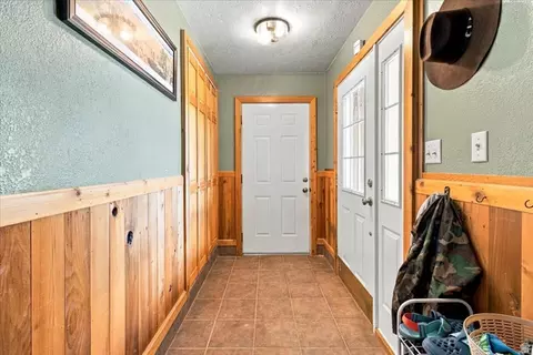 Entry Way - 17400 N 4250 E, Moroni, UT 84646 photo 1 of 1