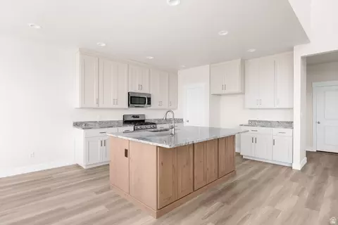 Kitchen - 3263 E 2720 S #ORC 34, Spanish Fork, UT 84660 photo 1 of 5
