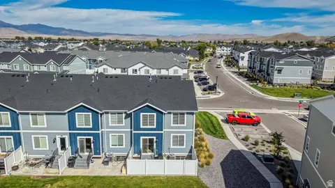 View/Area - 1858 E Fall St, Eagle Mountain, UT 84005 photo 3 of 10